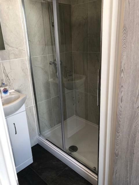 Ocean Holiday Apartments Плимът Екстериор снимка